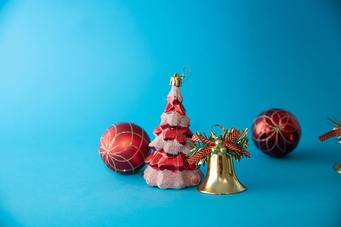 Lending support with (sleigh) bells on